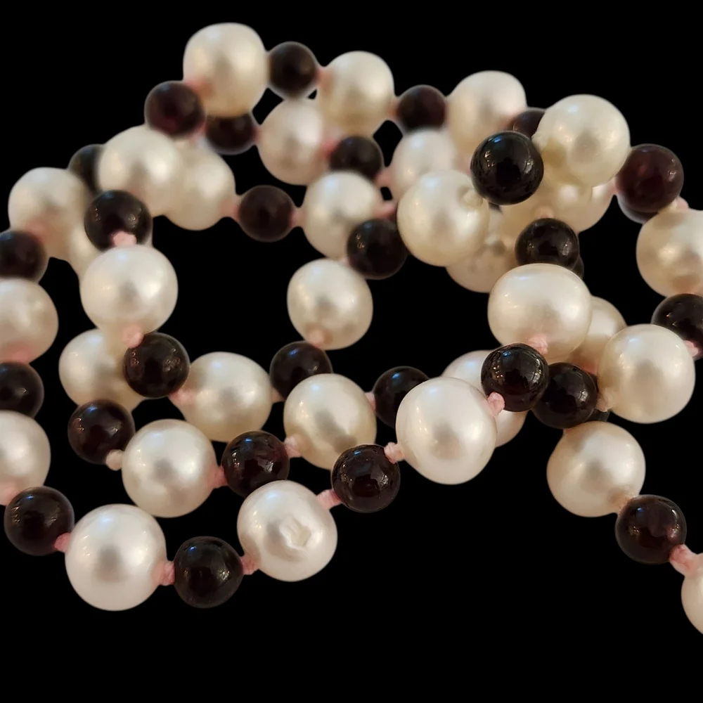 Necklace and bracelet genuine pearls 925 sterling silver garnet hand knotted